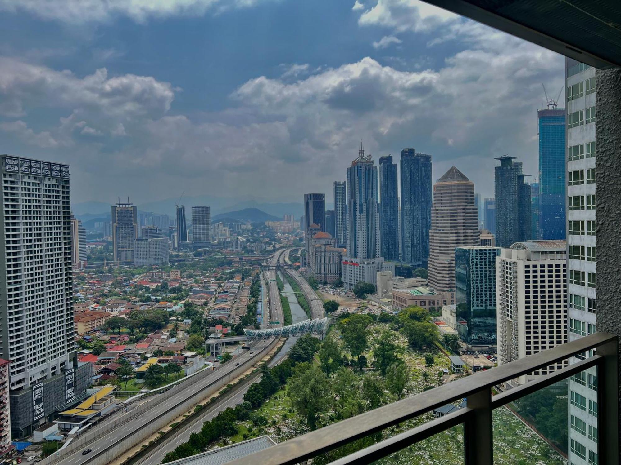 Summer Suites Klcc By Victorians Kuala Lumpur Eksteriør billede