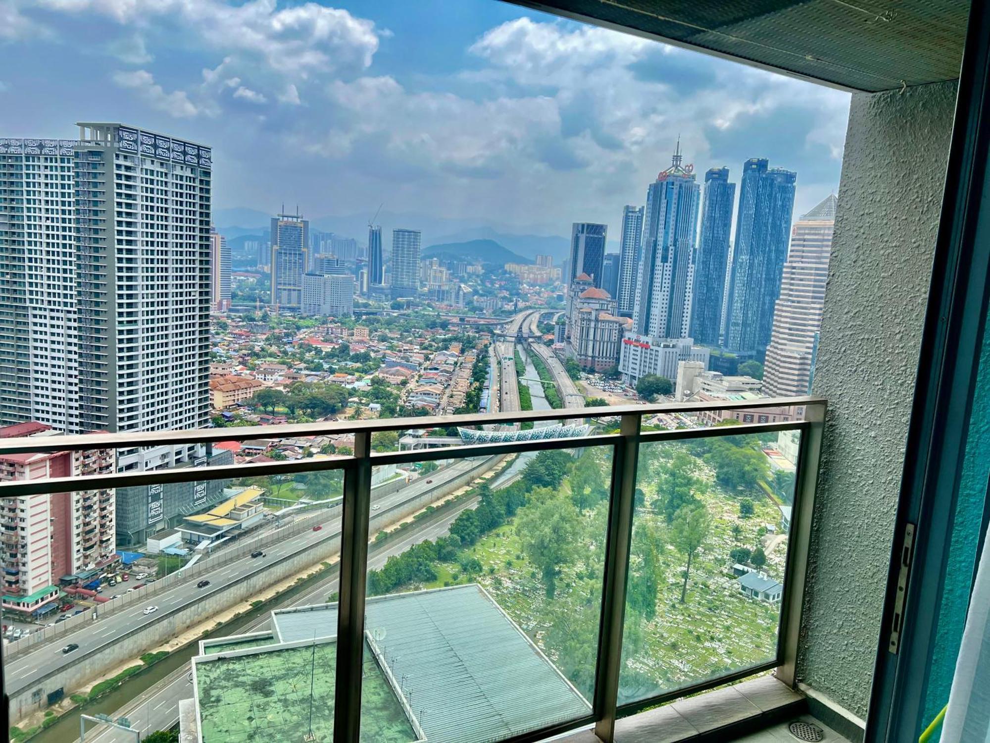 Summer Suites Klcc By Victorians Kuala Lumpur Eksteriør billede